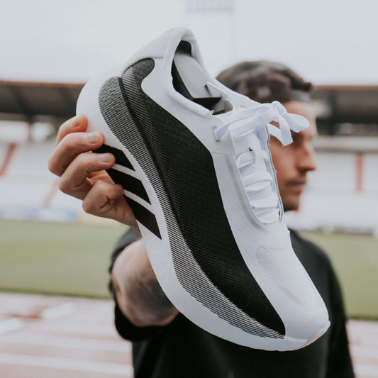 Adidas Hyperboost Blanca Negra
