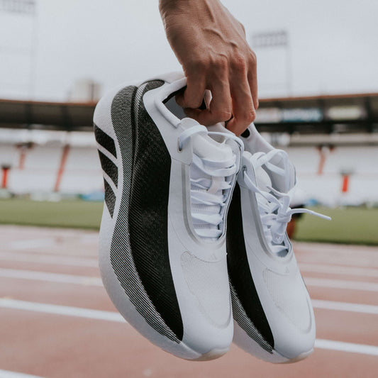 Adidas Hyperboost Blanca Negra