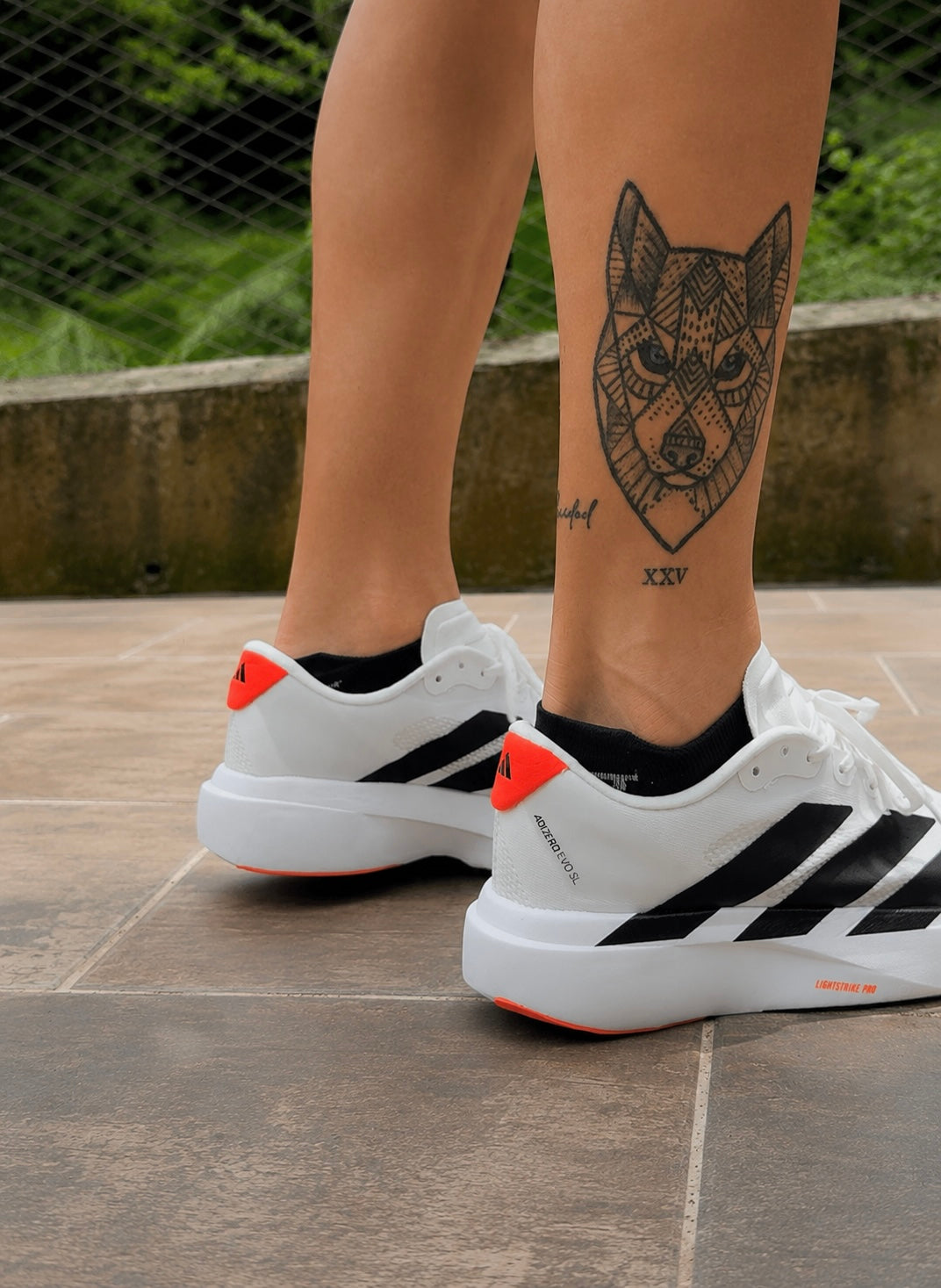 Adidas Evo SL Blanca-Naranja